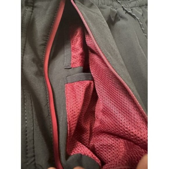 Bench Women Black Atheisure Pockets Logo Casual Shorts Size Medium Elastic Wasit - Picture 5 of 16